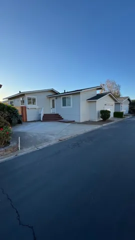 464 Chateau La Salle Drive, San Jose, California 95111