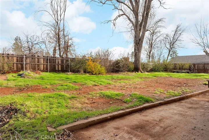 5690 Paradise Avenue, Paradise, California 95969