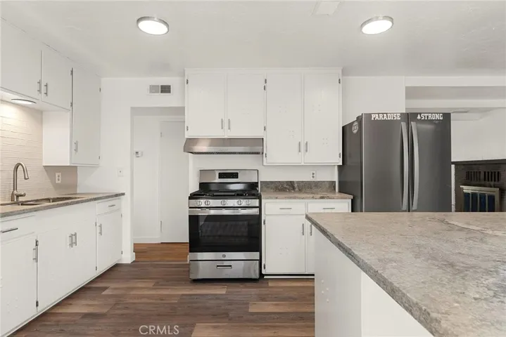 5690 Paradise Avenue, Paradise, California 95969