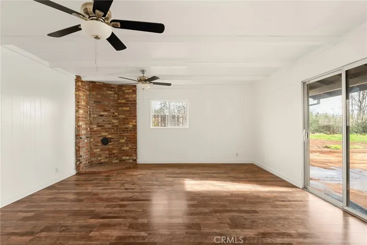 5690 Paradise Avenue, Paradise, California 95969