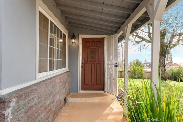 5690 Paradise Avenue, Paradise, California 95969