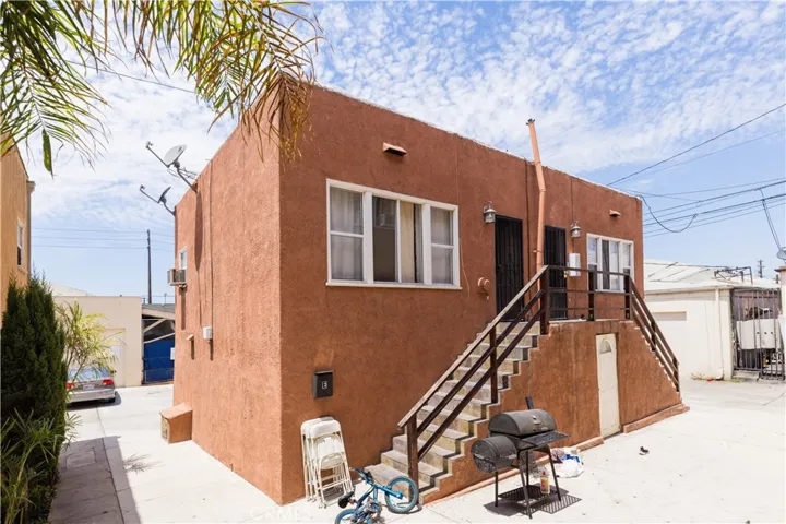 1409 Magnolia Avenue 1, Long Beach, California 90813