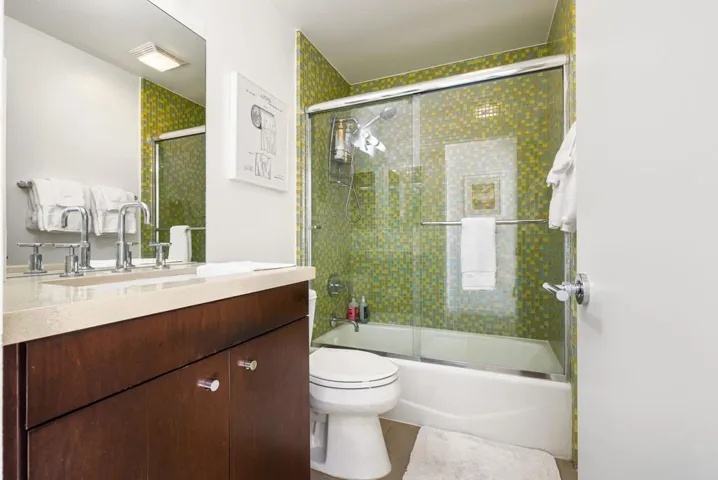 32-web-or-mls-PE_Palm_OPMG_1224_032
