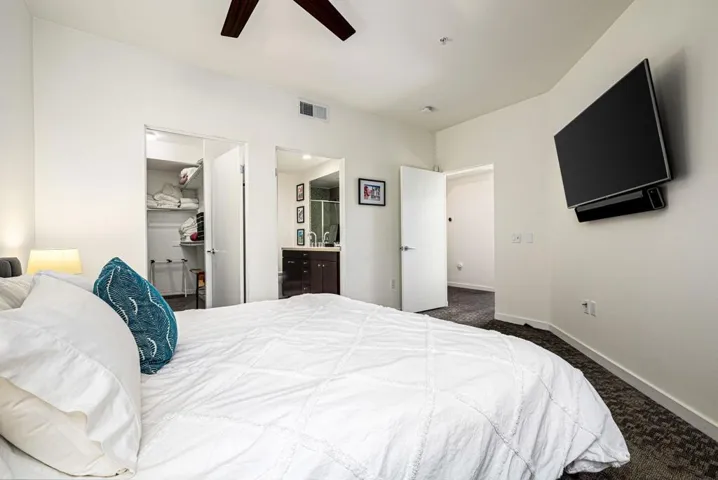 29-web-or-mls-PE_Palm_OPMG_1224_029
