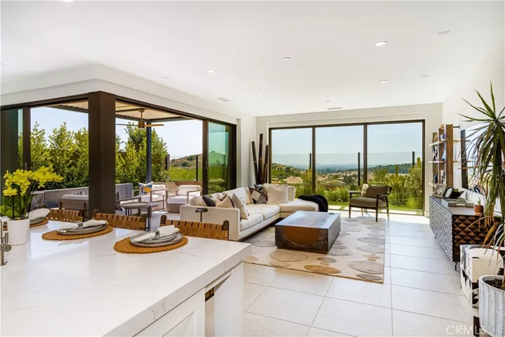 161 Oceano, Irvine, California 92602
