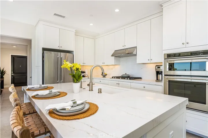161 Oceano, Irvine, California 92602