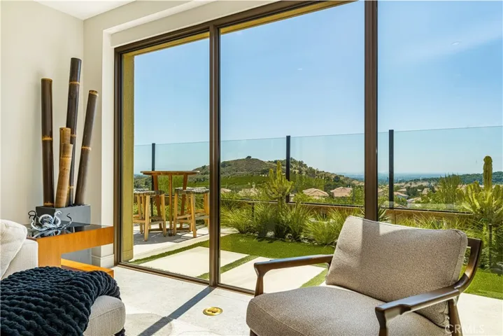 161 Oceano, Irvine, California 92602