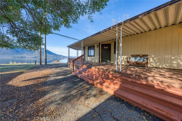 11442 Lakeshore Drive, Clearlake, California 95422