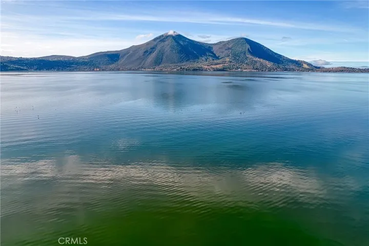 11442 Lakeshore Drive, Clearlake, California 95422