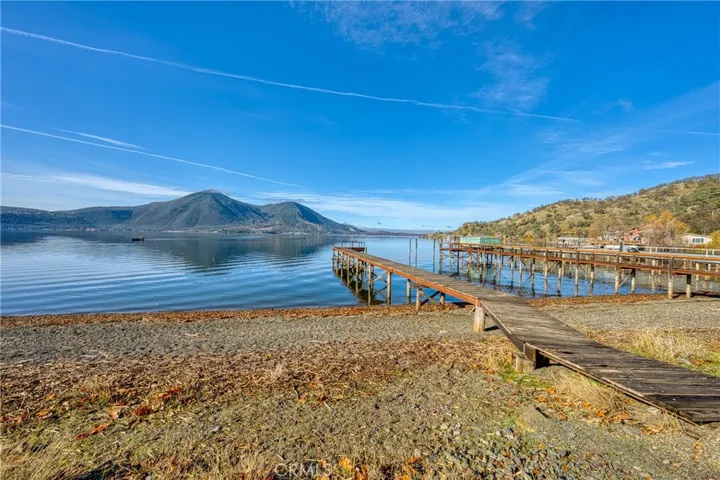 11442 Lakeshore Drive, Clearlake, California 95422