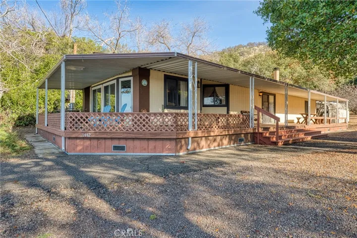 11442 Lakeshore Drive, Clearlake, California 95422
