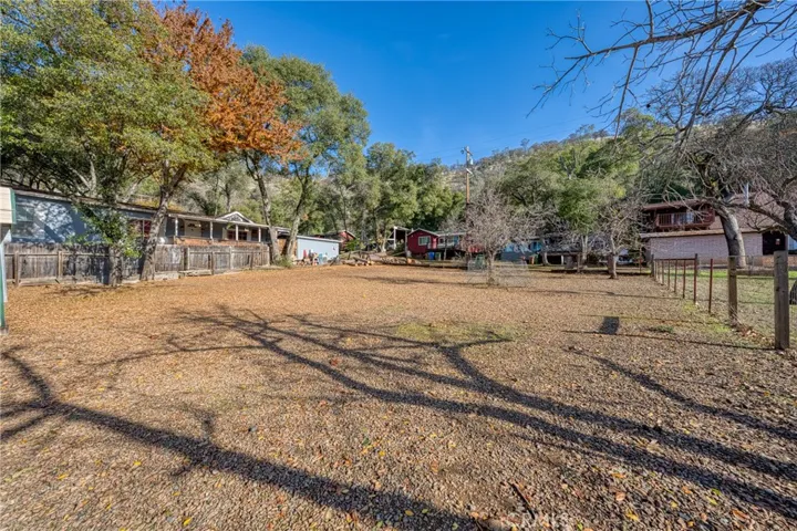 11442 Lakeshore Drive, Clearlake, California 95422