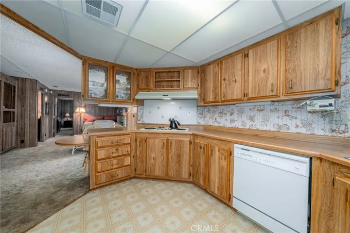 11442 Lakeshore Drive, Clearlake, California 95422
