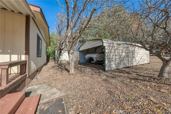 11442 Lakeshore Drive, Clearlake, California 95422