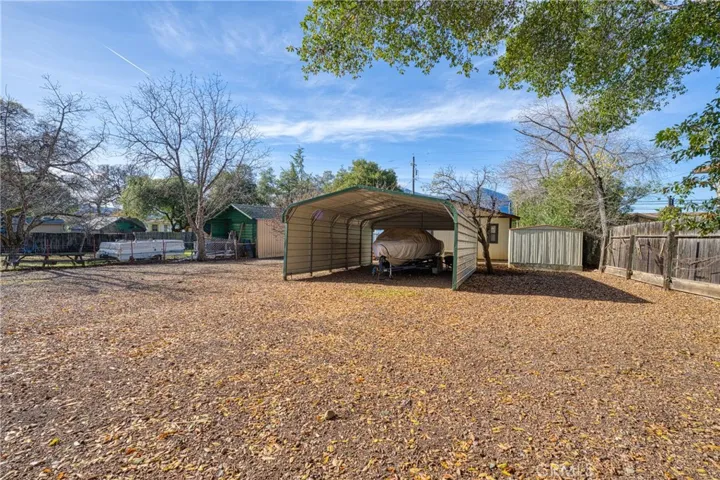 11442 Lakeshore Drive, Clearlake, California 95422