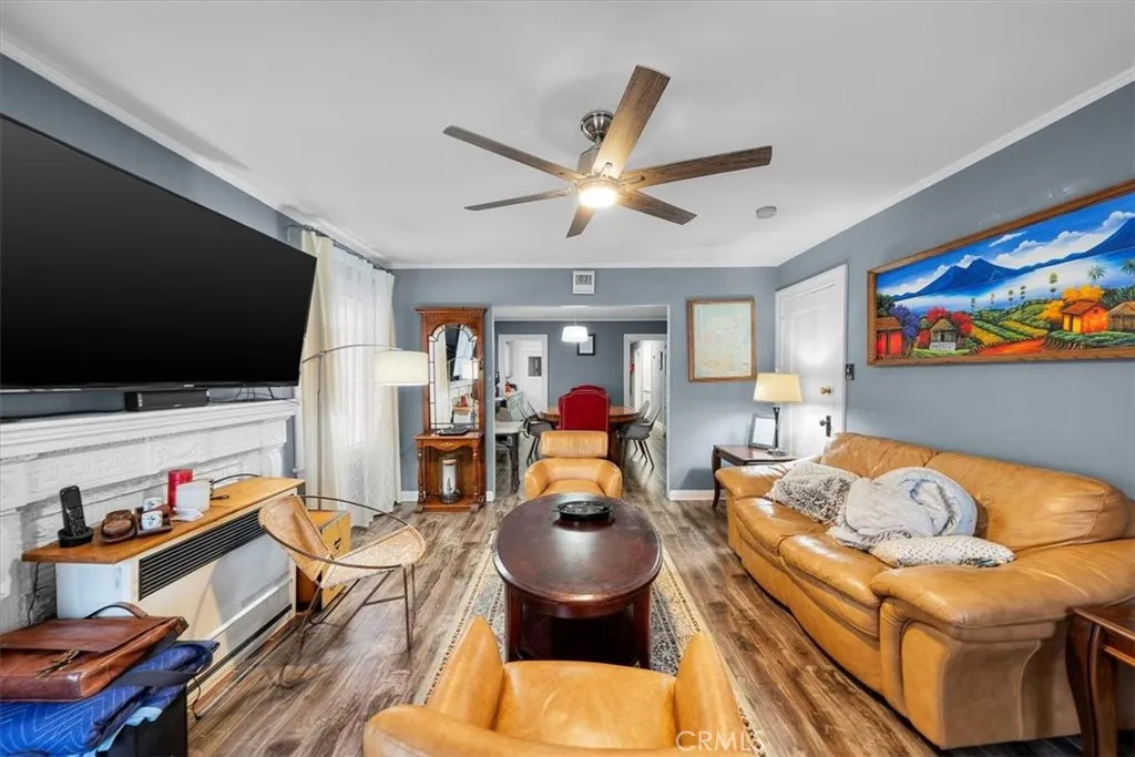 1236 W Martin Luther King Jr Boulevard, Los Angeles, California 90037 home-pic-34