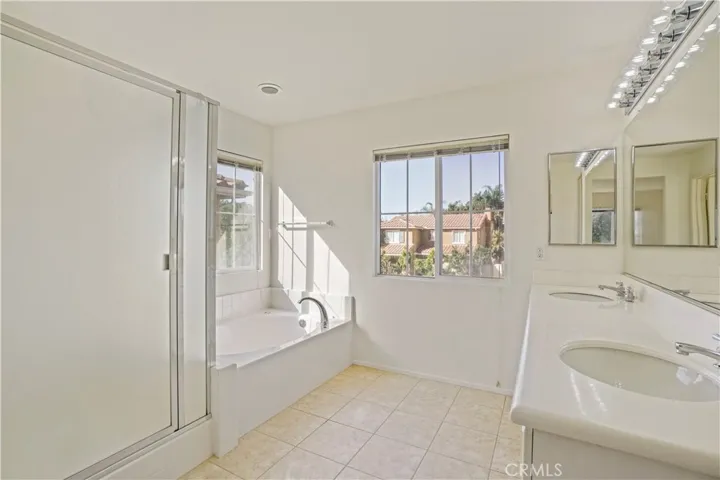 10 Milagra, Irvine, California 92602