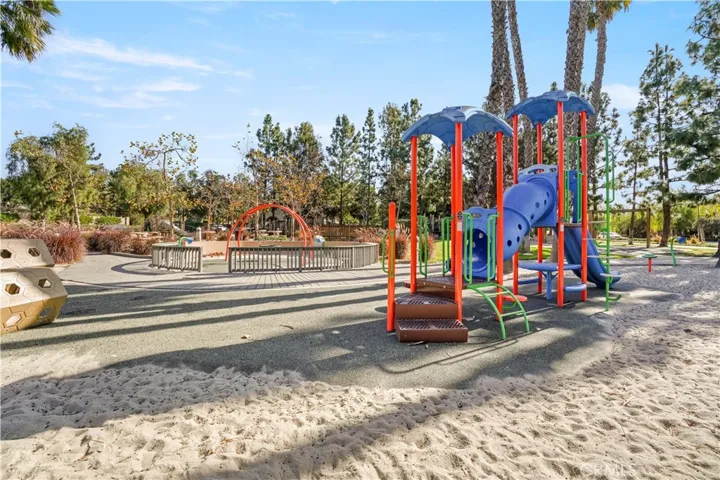 10 Milagra, Irvine, California 92602
