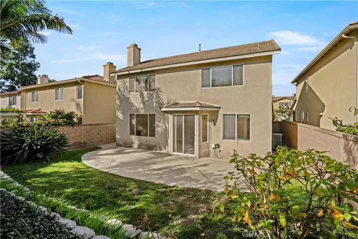 10 Milagra, Irvine, California 92602