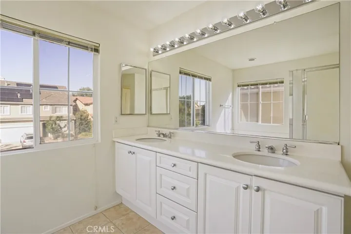10 Milagra, Irvine, California 92602