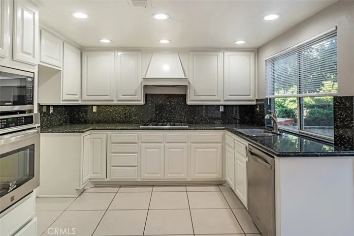 28111 Somerset, Mission Viejo, California 92692