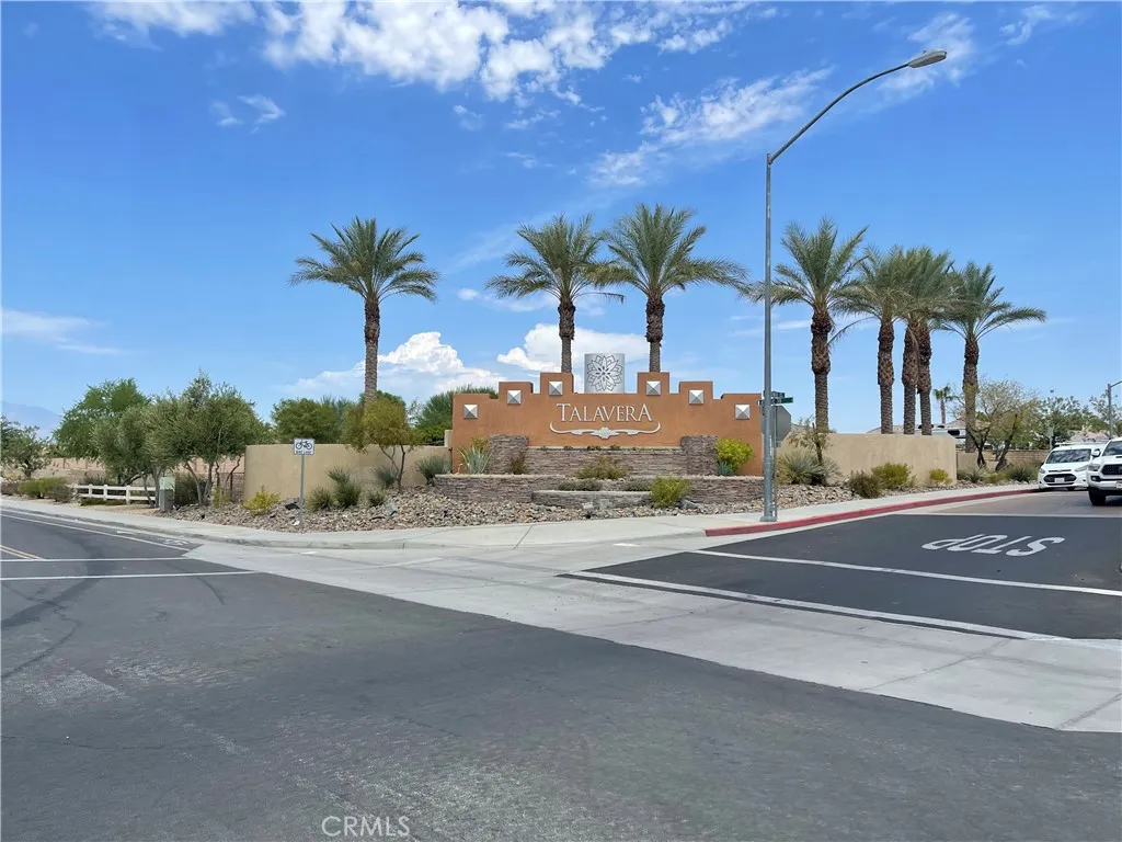 37222 Camden Dr, Indio, California 92203 home-pic-0