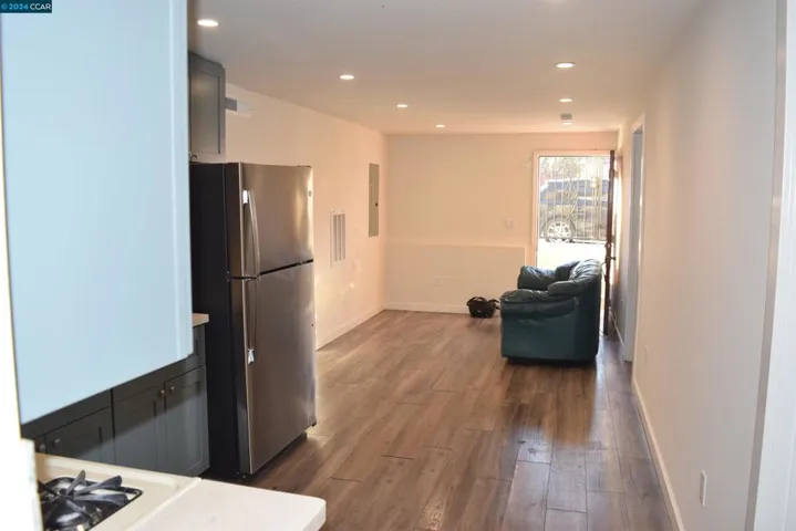 466 4th St, Richmond, California 94801