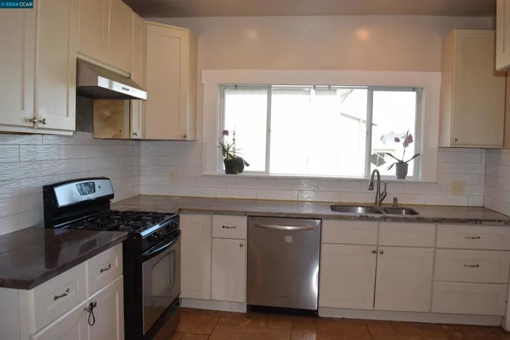 466 4th St, Richmond, California 94801