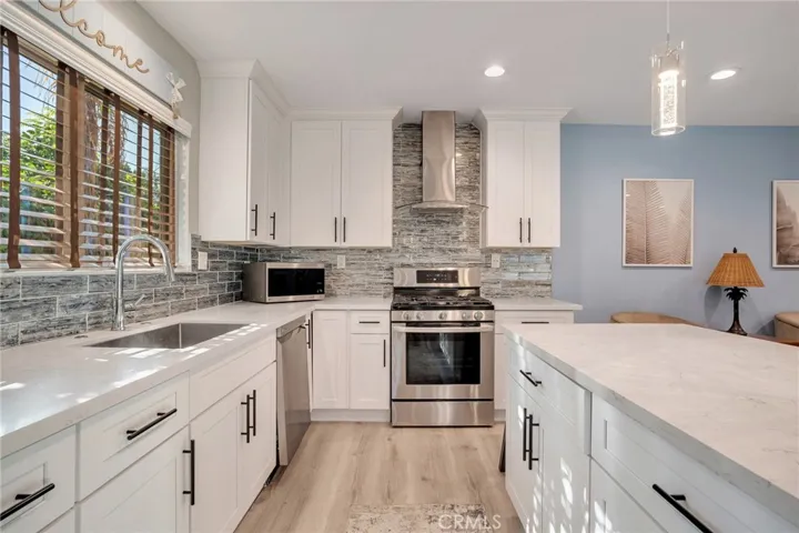 20807 Vose Street, Winnetka, California 91306