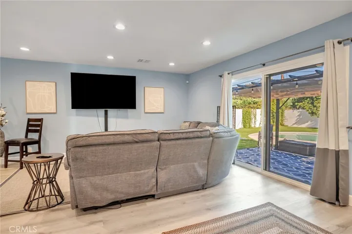 20807 Vose Street, Winnetka, California 91306
