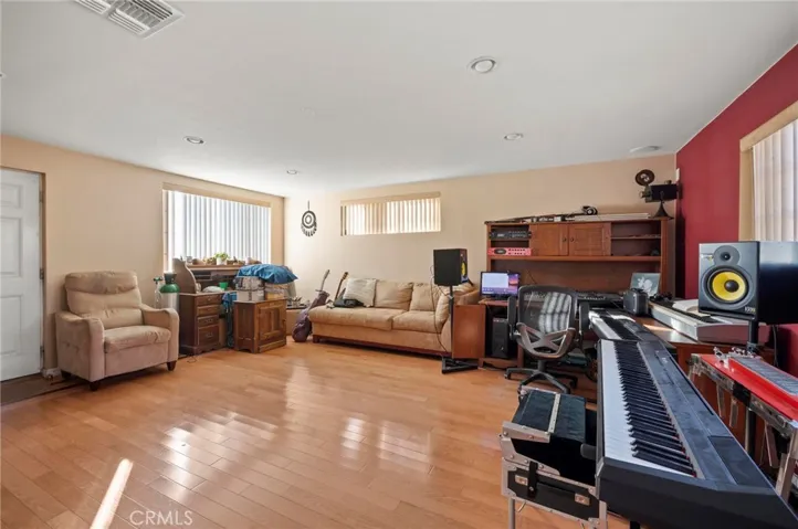 22660 Calvert Street, Woodland Hills, California 91367