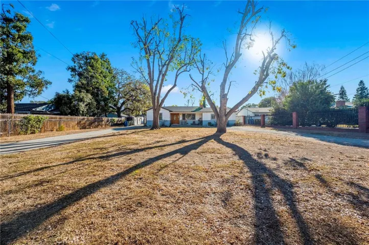 22660 Calvert Street, Woodland Hills, California 91367
