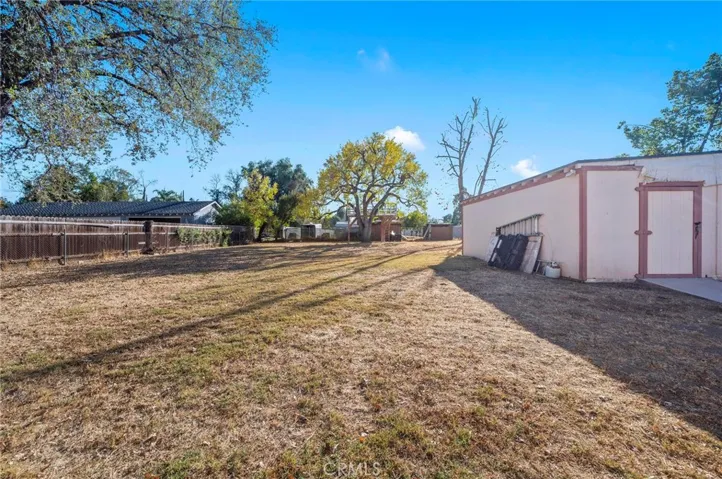 22660 Calvert Street, Woodland Hills, California 91367