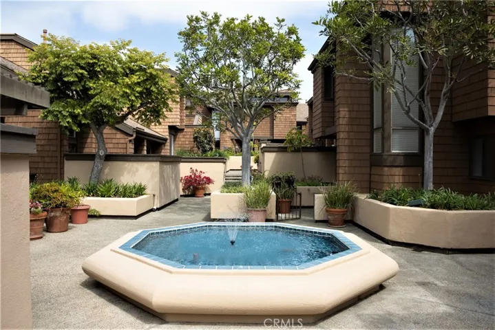 31 Canyon Island Drive 31, Newport Beach, California 92660