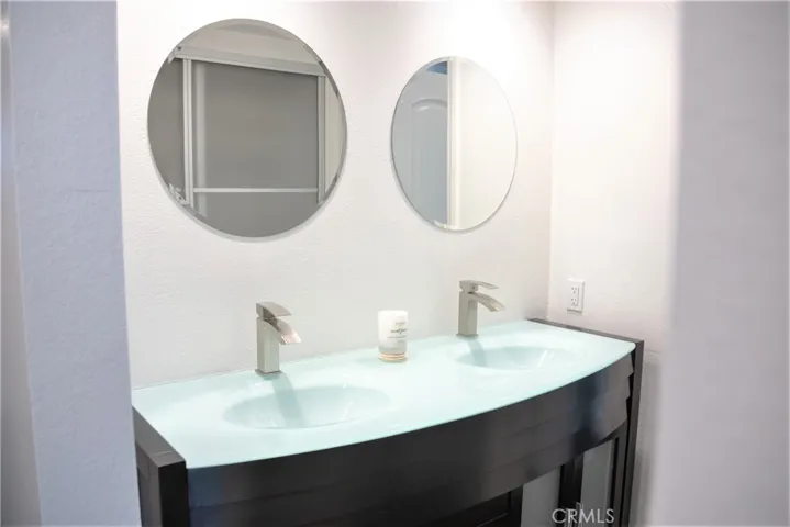 31 Canyon Island Drive 31, Newport Beach, California 92660