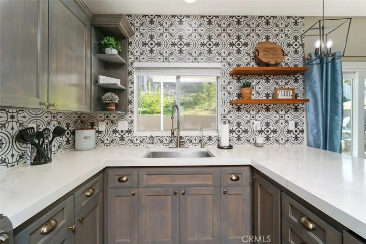 33175 Camino Maraca, Temecula, California 92592