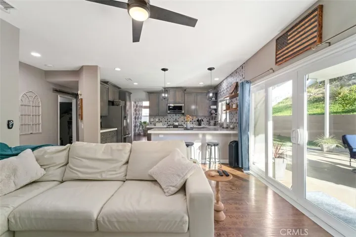 33175 Camino Maraca, Temecula, California 92592