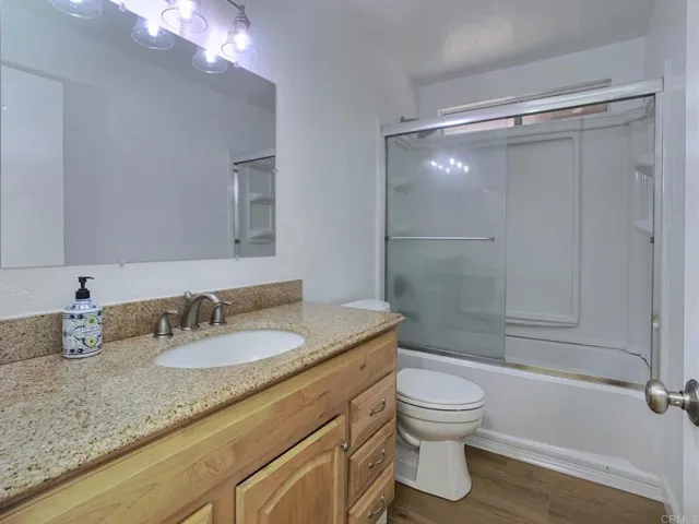 12503 Ridgeton Drive, Lakeside, California 92040