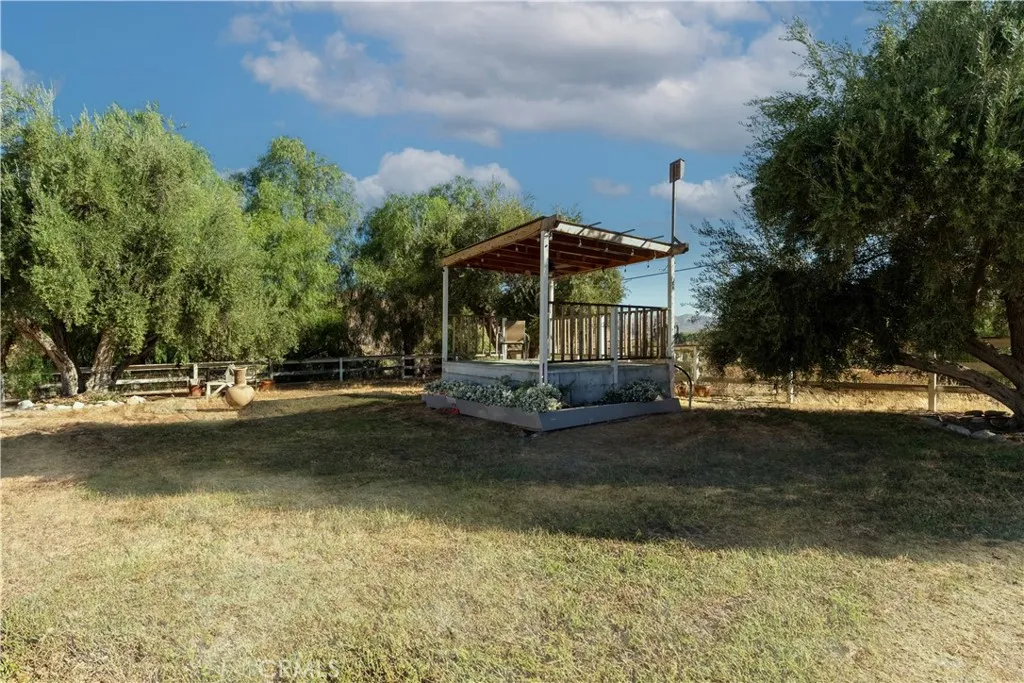 28896 Bootlegger Canyon Road, Acton, California 93510 home-pic-33