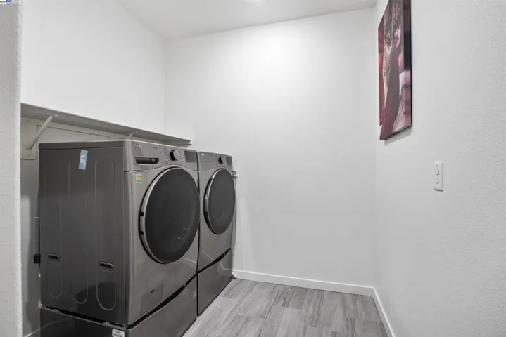 3062 Beaded Mist Walk, Sacramento, California 95833