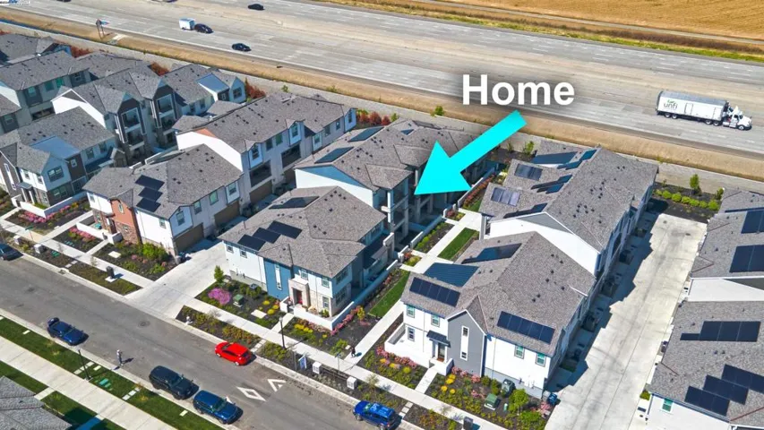 3062 Beaded Mist Walk, Sacramento, California 95833