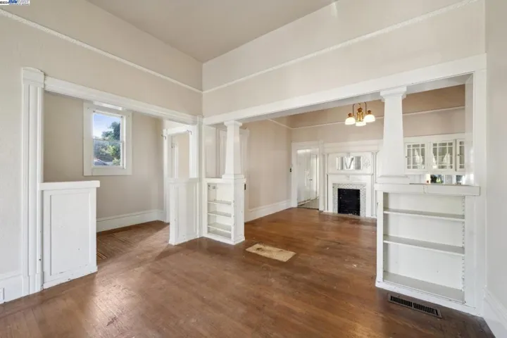 2064 San Antonio Ave, Alameda, California 94501