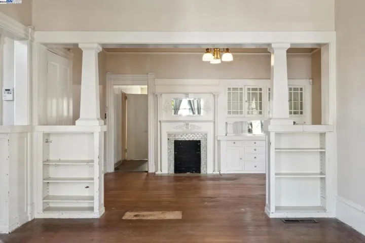 Built Ins