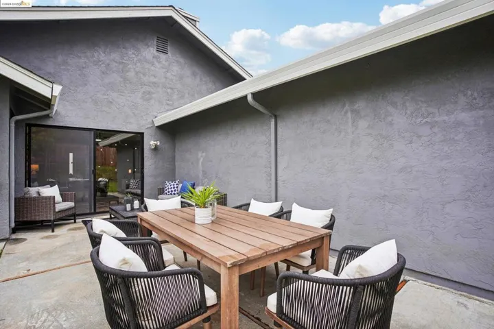 830 Rose Dr, Benicia, California 94510