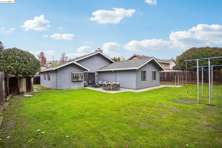 830 Rose Dr, Benicia, California 94510