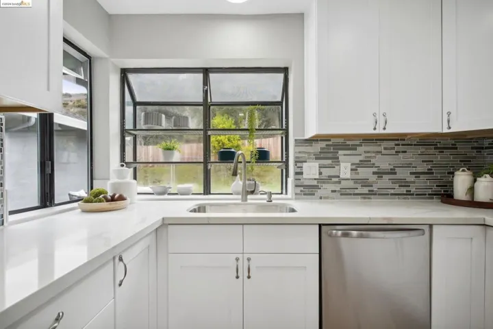830 Rose Dr, Benicia, California 94510