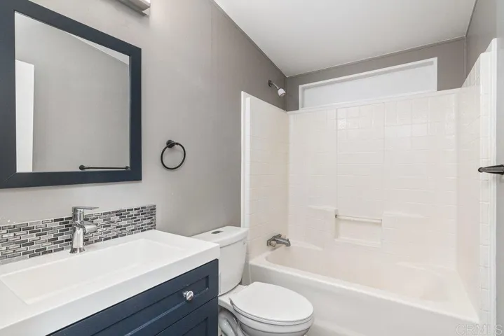 1638 Calavo Road 74, Fallbrook, California 92028