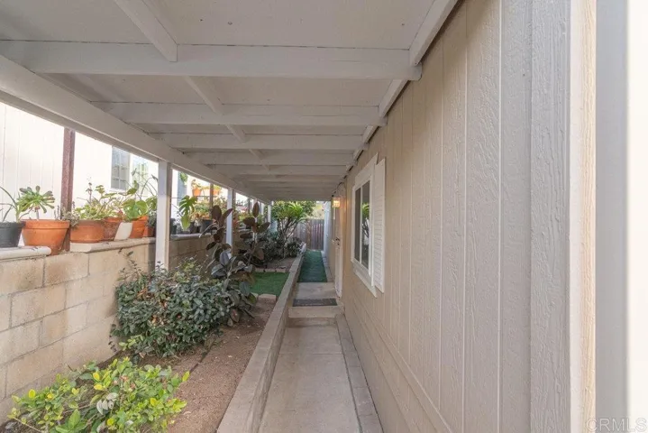 1638 Calavo Road 74, Fallbrook, California 92028