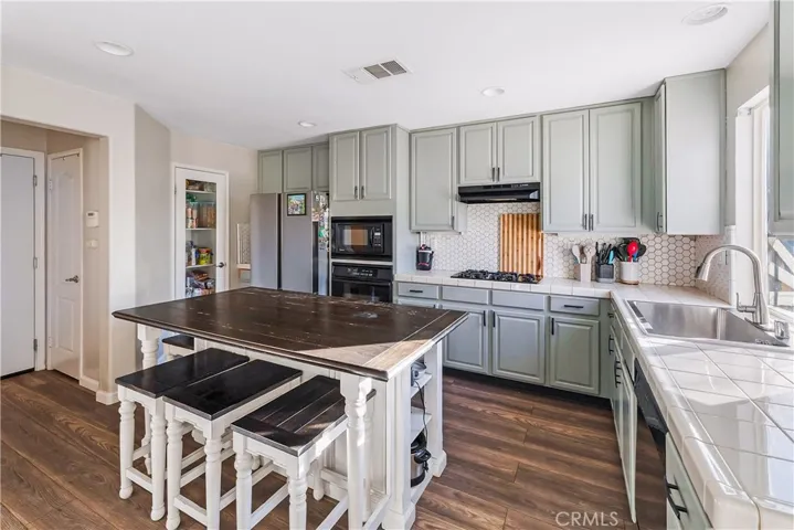 14626 Crossing Trail, Victorville, California 92394