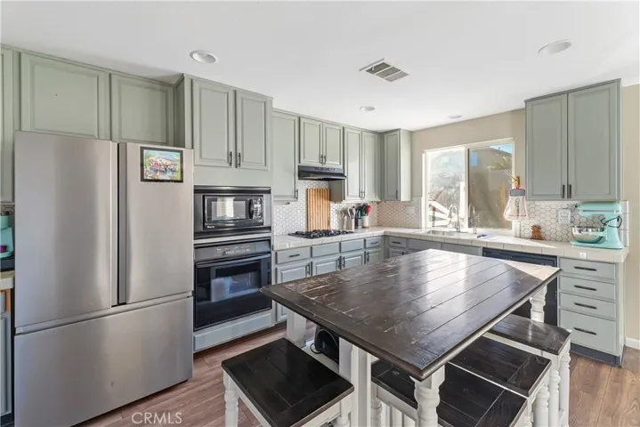 14626 Crossing Trail, Victorville, California 92394